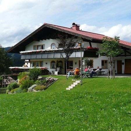Gaestehaus Schuler Riezlern Esterno foto