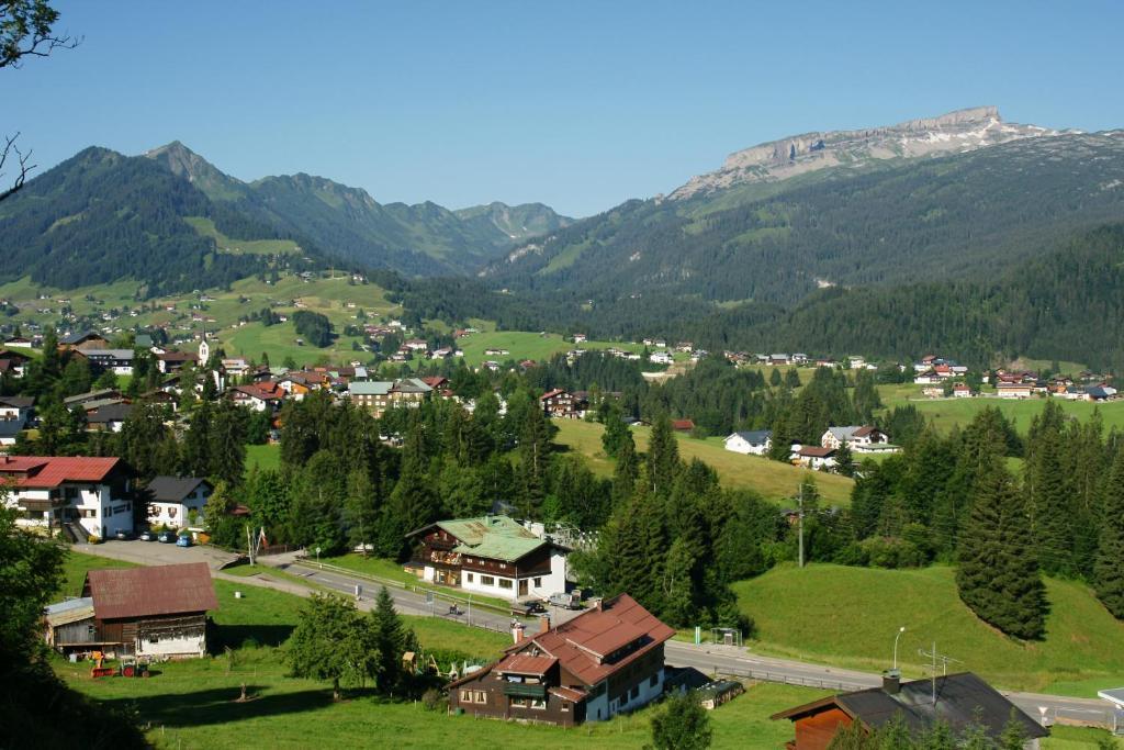 Gaestehaus Schuler Riezlern Esterno foto